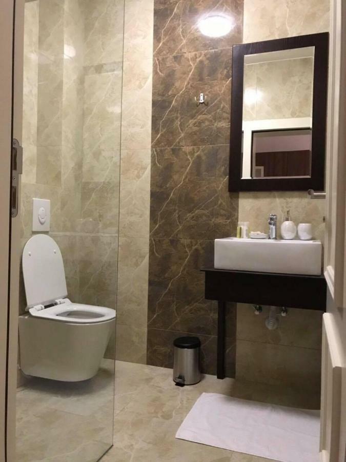 Hotel Dardani Titova Mitrovica Zewnętrze zdjęcie